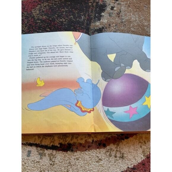 Walt Disney Dumbo Classic Childrens Book - Picture 16 of 16